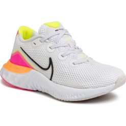 Buty NIKE - Renew Run CK6360 005 Platinum Tint/Black/White. Białe buty sportowe damskie Nike, bez wzorów, z tworzywa sztucznego, sportowe, do biegania. Za 379,00 zł.
