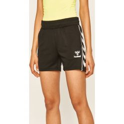 Hummel - Szorty. Czarne spodenki sportowe damskie Hummel, s, z aplikacjami, z poliesteru, sportowe. Za 99,90 zł.