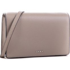 Torebka DKNY - Bryant-Sm Flap Cbody R83E3623 Warm Grey WG5. Szare listonoszki damskie DKNY, bez wzorów, ze skóry, bez dodatków. W wyprzedaży za 379,00 zł.