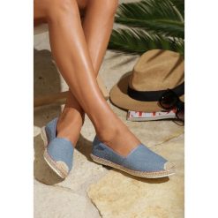 Niebieskie Espadryle Numinous. Niebieskie espadryle damskie Renee, bez wzorów, bez obcasa, na płaskiej podeszwie. Za 39,99 zł.