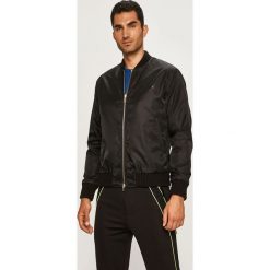 Iceberg - Kurtka bomber. Czarne płaszcze męskie Iceberg, bez wzorów, z poliesteru, krótkie, bez kaptura. Za 2149,00 zł.