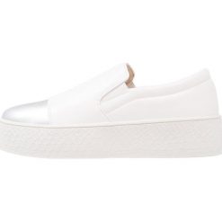 Półbuty damskie: Bianco LOAFER REPTILE SOLE Półbuty wsuwane white
