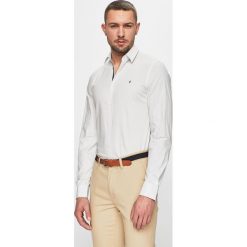 Trussardi Jeans - Koszula. Białe koszule męskie Trussardi Jeans, bez wzorów, z elastanu, eleganckie, z włoskim kołnierzykiem, z długim rękawem. W wyprzedaży za 299,90 zł.