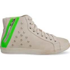 Brązowe Wysokie Trampki Z Ćwiekami F16 Beige. Pomarańczowe trampki i tenisówki damskie ButyModne, bez wzorów, ze skóry, bez zapięcia. Za 63,99 zł.