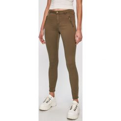 Only - Spodnie 15183072. Zielone spodnie damskie ONLY, s, bez wzorów, z elastanu. W wyprzedaży za 69,90 zł.