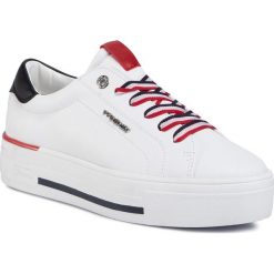 Sneakersy TOM TAILOR - 809610400 White. Białe półbuty damskie Tom Tailor, ze skóry ekologicznej. Za 199,99 zł.