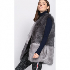 Szara Kamizelka Domino. Szare kamizelki damskie Born2be, l, z futra. Za 154,99 zł.