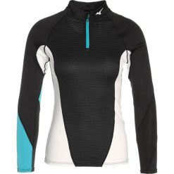 Mizuno Koszulka sportowa black/tileblue. Czarne topy sportowe damskie marki Mizuno, l, z poliesteru. W wyprzedaży za 149,50 zł.