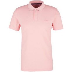 S.Oliver Męskie polo triko 03.899.35.4586 .43W0 Cool Rose Melange (rozmiar S). Czerwone koszulki męskie S.Oliver, s, bez wzorów, eleganckie, bez rękawów. W wyprzedaży za 75,00 zł.