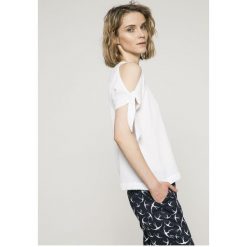 Medicine - Top Ergo Soldier. Czarne topy damskie marki MEDICINE, l, z dzianiny. W wyprzedaży za 39,90 zł.