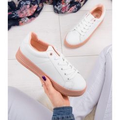 Buty sportowe damskie Abloom W-68 Biało-Różowe. Różowe buty sportowe damskie ABLOOM, bez wzorów, z tkaniny, klasyczne. Za 49,00 zł.