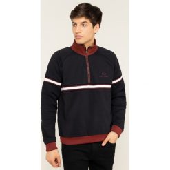 Bluza Armani Exchange 3HZMAB ZJ2FZ 1200. Czarne bluzy męskie Armani Exchange, m, bez wzorów, bez kołnierzyka, bez rękawów, bez kaptura. W wyprzedaży za 349,00 zł.