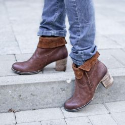 Botki - skóra naturalna - model 454 - kolor brązowy przecierka. Pomarańczowe botki damskie Zapato, na wiosnę, ze skóry, eleganckie, za kostkę, na wysokim obcasie, na obcasie, na zamek. Za 399,00 zł.