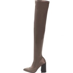 Shellys London ELEN Kozaki na obcasie grey. Szare buty zimowe damskie marki Shellys London, z materiału, na obcasie. W wyprzedaży za 345,95 zł.