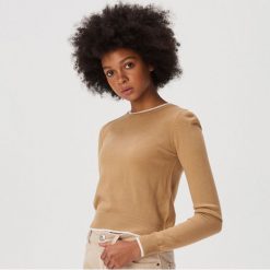 Sweter basic z lamówkami - Beżowy. Brązowe swetry damskie Sinsay, s, bez wzorów, bez rękawów, bez kaptura. W wyprzedaży za 24,99 zł.