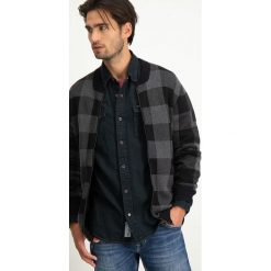Kardigan w kolorze czarnym. Czarne kardigany męskie Garcia, xl, w kratkę. W wyprzedaży za 149,95 zł.