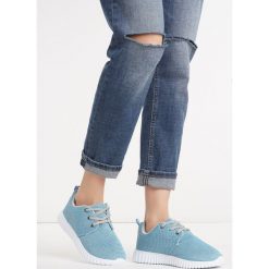 Miętowe Buty Sportowe Mayera. Zielone buty sportowe damskie marki Born2be. Za 39,99 zł.