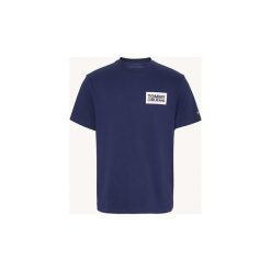 T-shirty z krótkim rękawem Tommy Jeans DM0DM06671 TJM BACK MULTILOGOS. Czarne t-shirty męskie Tommy Jeans, s, bez wzorów, z jeansu, bez kołnierzyka, krótkie. Za 151,38 zł.