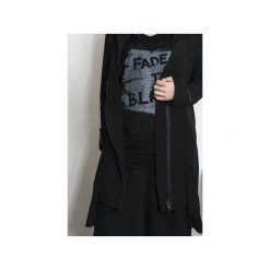 FADE TO BLACK z wiskozy. Czarne t-shirty damskie Pikiel, s, z nadrukiem, z wiskozy, z kapturem. Za 150,00 zł.