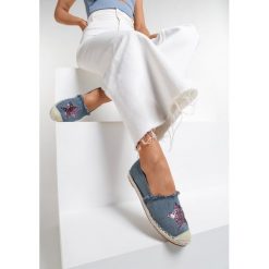 Niebieskie Espadryle Bumblebee. Niebieskie espadryle damskie Renee, bez wzorów, bez obcasa. Za 59,99 zł.