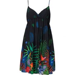 Desigual Kamizelka damska Vest Sia Negro 19SWMW17 2000 (rozmiar M). Kamizelki damskie Desigual, na lato, m, bez wzorów. W wyprzedaży za 135,00 zł.