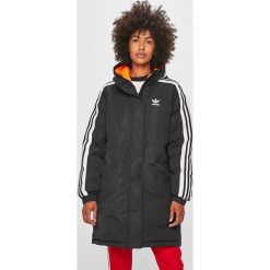 Adidas Originals - Kurtka. Czarne kurtki damskie adidas Originals, bez wzorów, z poliesteru, długie. Za 749,90 zł.