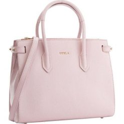 Furla Torebka damska Pin S Tote E / W 963099 B BLS1 PIN Camel m.in. Brązowe torebki klasyczne damskie Furla, bez wzorów, ze skóry, klasyczne, bez dodatków. W wyprzedaży za 1179,00 zł.