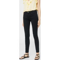 Mango - Jeansy Elektra1. Szare rurki damskie marki Mango. Za 159,90 zł.