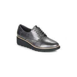 Derby Clarks SHARON NOEL. Szare półbuty damskie Clarks, bez wzorów, bez obcasa, bez zapięcia. W wyprzedaży za 259,40 zł.