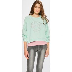 Guess Jeans - Bluza. Zielone bluzy damskie marki Guess Jeans, s, z nadrukiem, z bawełny, bez rękawów, bez kaptura. W wyprzedaży za 159,90 zł.