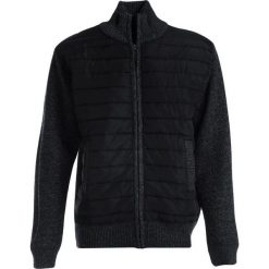 Czarna Bluza Ankona. Czarne bluzy męskie Born2be, na zimę, xl, bez wzorów, z dzianiny, bez kołnierzyka, bez rękawów, bez kaptura. Za 99,99 zł.