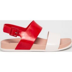 Melissa - Sandały Cosmic Sandal III. Białe klapki damskie Melissa, bez wzorów, z materiału, bez obcasa, na obcasie. W wyprzedaży za 229,90 zł.