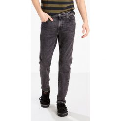 Dżinsy 512 slim taper. Szare jeansy męskie relaxed fit Levi's®. Za 499,80 zł.