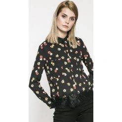 Tally Weijl - Koszula Laura. Czarne koszule damskie TALLY WEIJL, s, bez wzorów, z poliesteru, klasyczne, z klasycznym kołnierzykiem, z długim rękawem. W wyprzedaży za 39,90 zł.