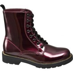 Botki damskie Catwalk bordowe. Czerwone botki damskie Catwalk, z materiału, bez obcasa, na obcasie, bez zapięcia. Za 159,90 zł.