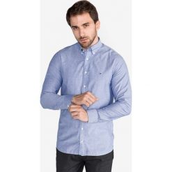 Tommy Hilfiger Koszula Niebieski. Niebieskie koszule męskie TOMMY HILFIGER, l, bez wzorów, z bawełny, bez kołnierzyka, z długim rękawem. Za 464,95 zł.