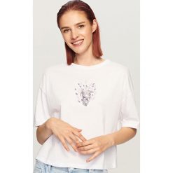 T-shirt z nadrukiem - Biały. Białe t-shirty damskie Reserved, l, z nadrukiem. Za 29,99 zł.