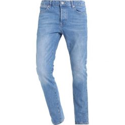 Topman ZINGY Jeansy Slim Fit blue denim. Niebieskie jeansy męskie relaxed fit marki Topman. W wyprzedaży za 206,10 zł.