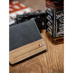 Portfel męski skórzany Always Wild N992Z-R-MHD czarny - Czarny. Czarne portfele męskie ALWAYS WILD, bez wzorów, ze skóry. Za 49,99 zł.