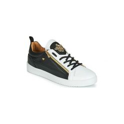 Buty Cash Money CMS97-BEE. Czarne trampki męskie Cash Money, bez wzorów, bez zapięcia. Za 159,20 zł.