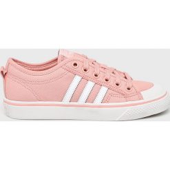 Adidas Originals - Buty Nizza. Różowe buty sportowe damskie adidas Originals, bez wzorów, ze skóry, sportowe. W wyprzedaży za 249,90 zł.