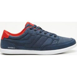 Sneakersy - Granatowy. Niebieskie sneakersy męskie Cropp, bez zapięcia. Za 139,99 zł.