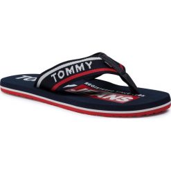 Japonki TOMMY JEANS - Tjm Basic Flip Flop Mens EM0EM00564 Twilight Navy C87. Niebieskie klapki męskie Tommy Jeans, z jeansu, bez zapięcia. Za 159,00 zł.