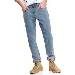 Spodnie denim slim fit. Spodnie męskie Top Secret, na co dzień, na wiosnę, m, bez wzorów, z jeansu, sportowe. W wyprzedaży za 69,99 zł.