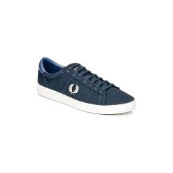 Buty Fred Perry SPENCER CANVAS. Niebieskie trampki męskie Fred Perry, bez wzorów, bez zapięcia. Za 335,20 zł.