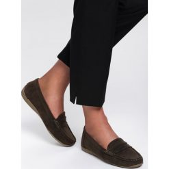 Khaki Mokasyny Ashlyn. Brązowe mokasyny damskie Inny, bez wzorów, bez obcasa, na płaskiej podeszwie, bez zapięcia. Za 59,99 zł.