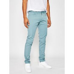 Jeansy Slim Fit Emporio Armani 3H1J06 1N4ZZ 0751. Zielone jeansy męskie Emporio Armani, m, bez wzorów. Za 599,00 zł.