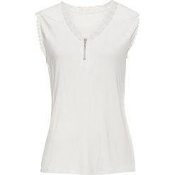 Shirt z koronką bonprix biel wełny. Białe koszulki damskie bonprix, w koronkowe wzory, z wełny, bez kołnierzyka, bez rękawów. Za 64,99 zł.