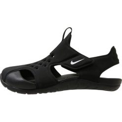 Nike Performance SUNRAY PROTECT 2 Sandały kąpielowe black/white. Czarne sandały męskie Nike Performance, z tworzywa sztucznego. Za 129,00 zł.