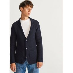 Sweter zapinany na guziki - Granatowy. Niebieskie swetry rozpinane męskie marki Reserved, l. Za 99,99 zł.